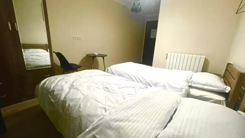 Bismillah Hotel And Restaurent 古多里 外观 照片